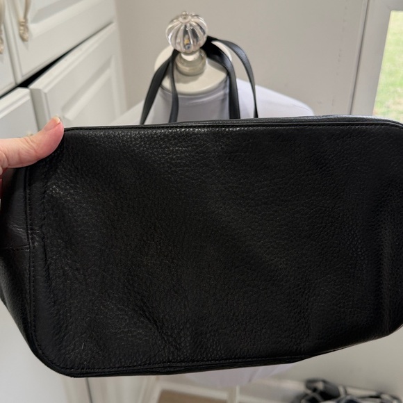 Tory Burch Bombe T Black Pebbled Leather Tote Gold Logo Shoulder Bag Large - Picture 6 of 6